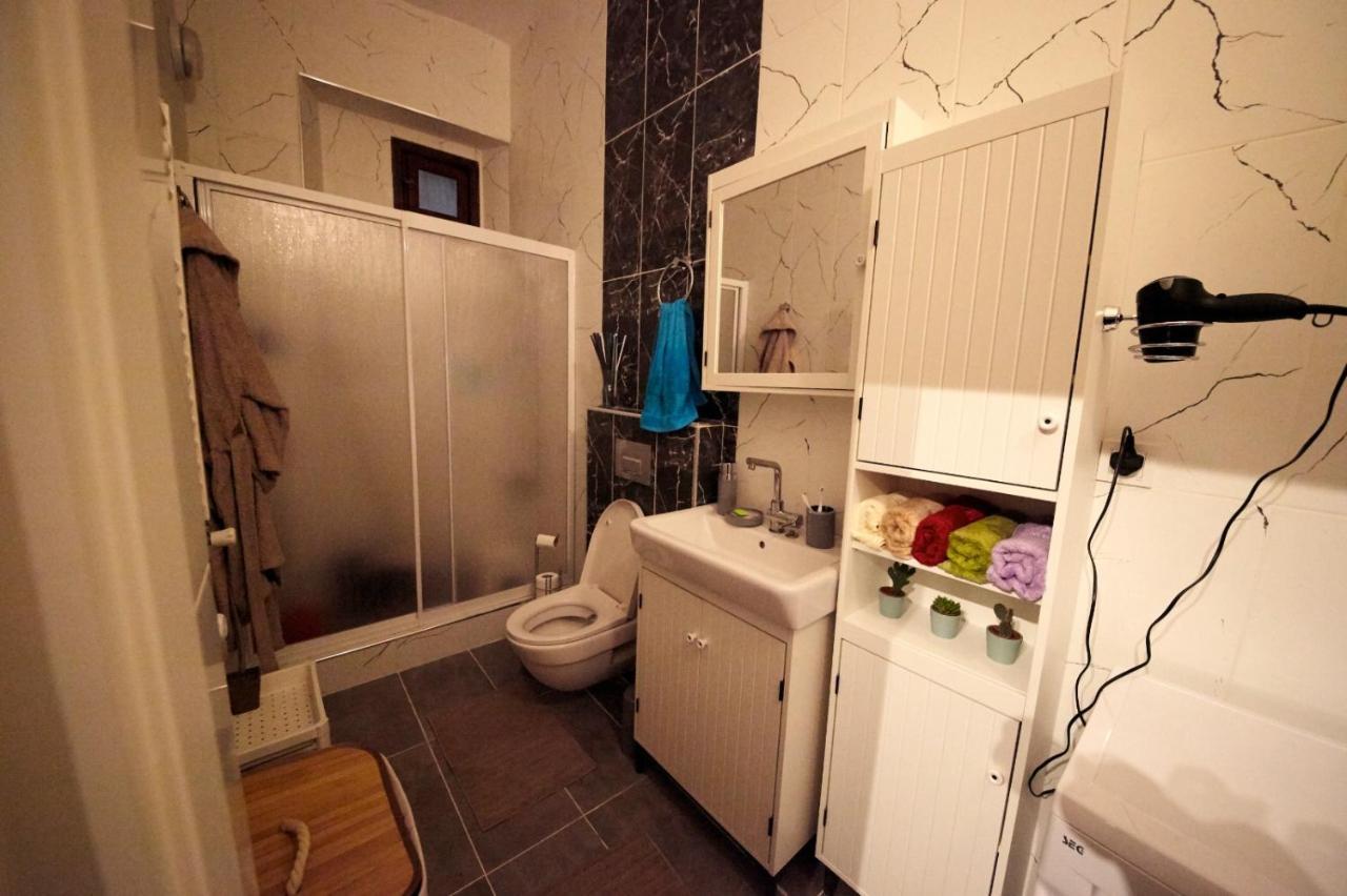 Apartmán Studio At The Heart Of Taksim Istanbulská provincie Exteriér fotografie