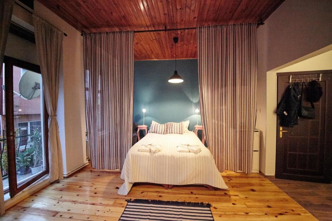 Apartmán Studio At The Heart Of Taksim Istanbulská provincie Exteriér fotografie